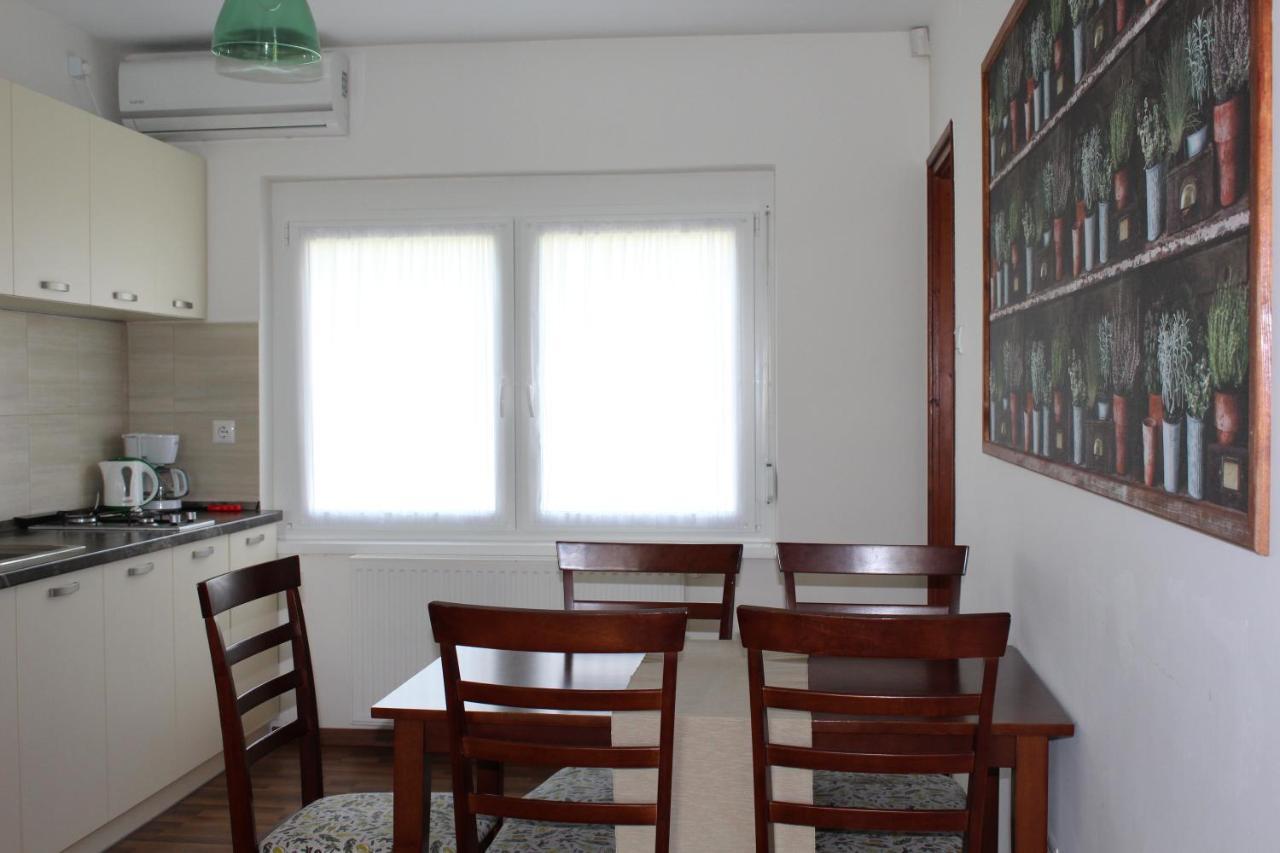 Petita Garden Apartman 希欧福克 外观 照片