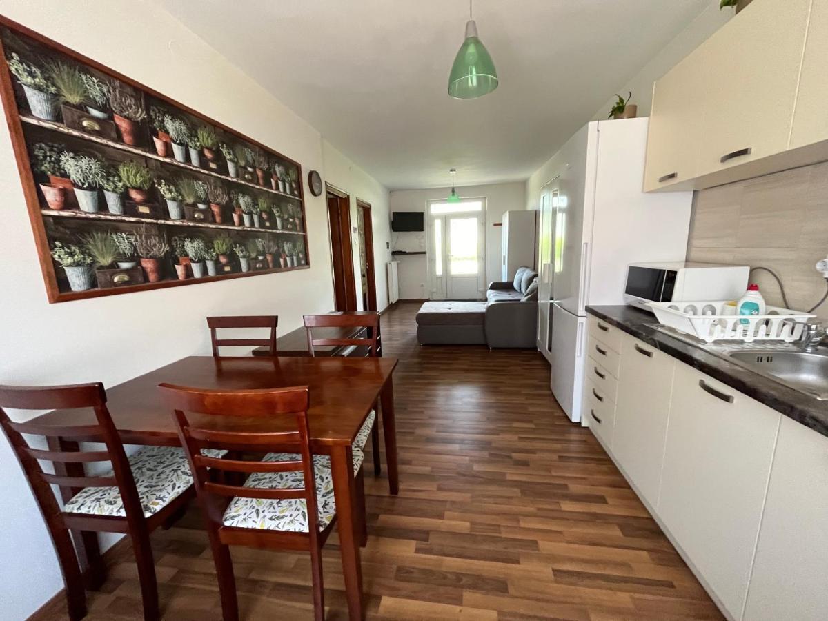Petita Garden Apartman 希欧福克 外观 照片