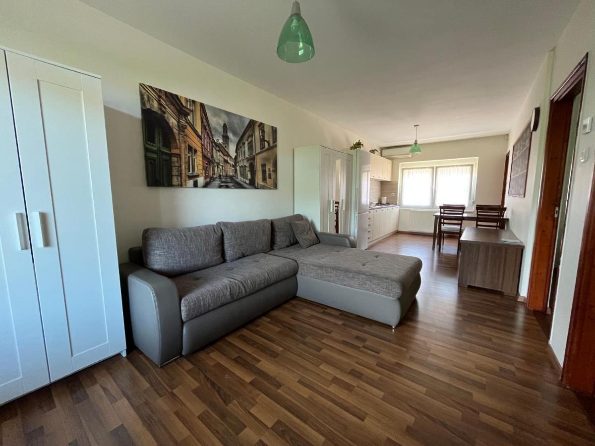 Petita Garden Apartman 希欧福克 外观 照片